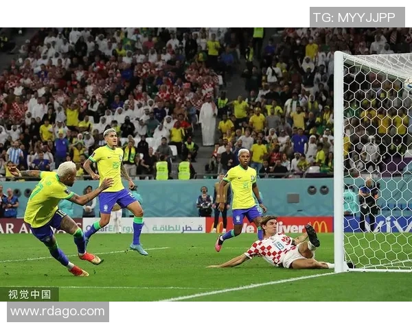 2018年巴西与克罗地亚激战回顾足球盛宴中的精彩瞬间与战术较量 2018年巴西与克罗地亚激战回顾足球盛宴中的精彩瞬间与战术较量