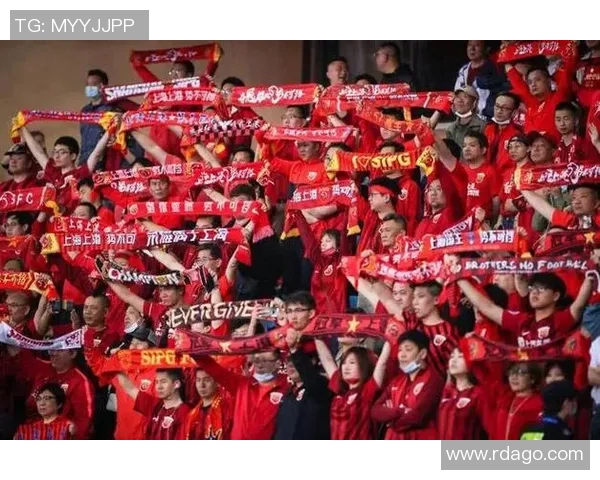 上海申花与上港激战正酣精彩直播全程回顾与分析