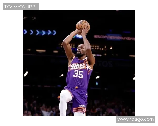 凯文杜兰特的篮球传奇之路与职业生涯的辉煌成就探讨